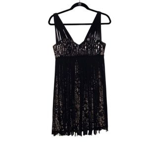 NYE BCBG MAXAZRIA Black Lace Dress 6